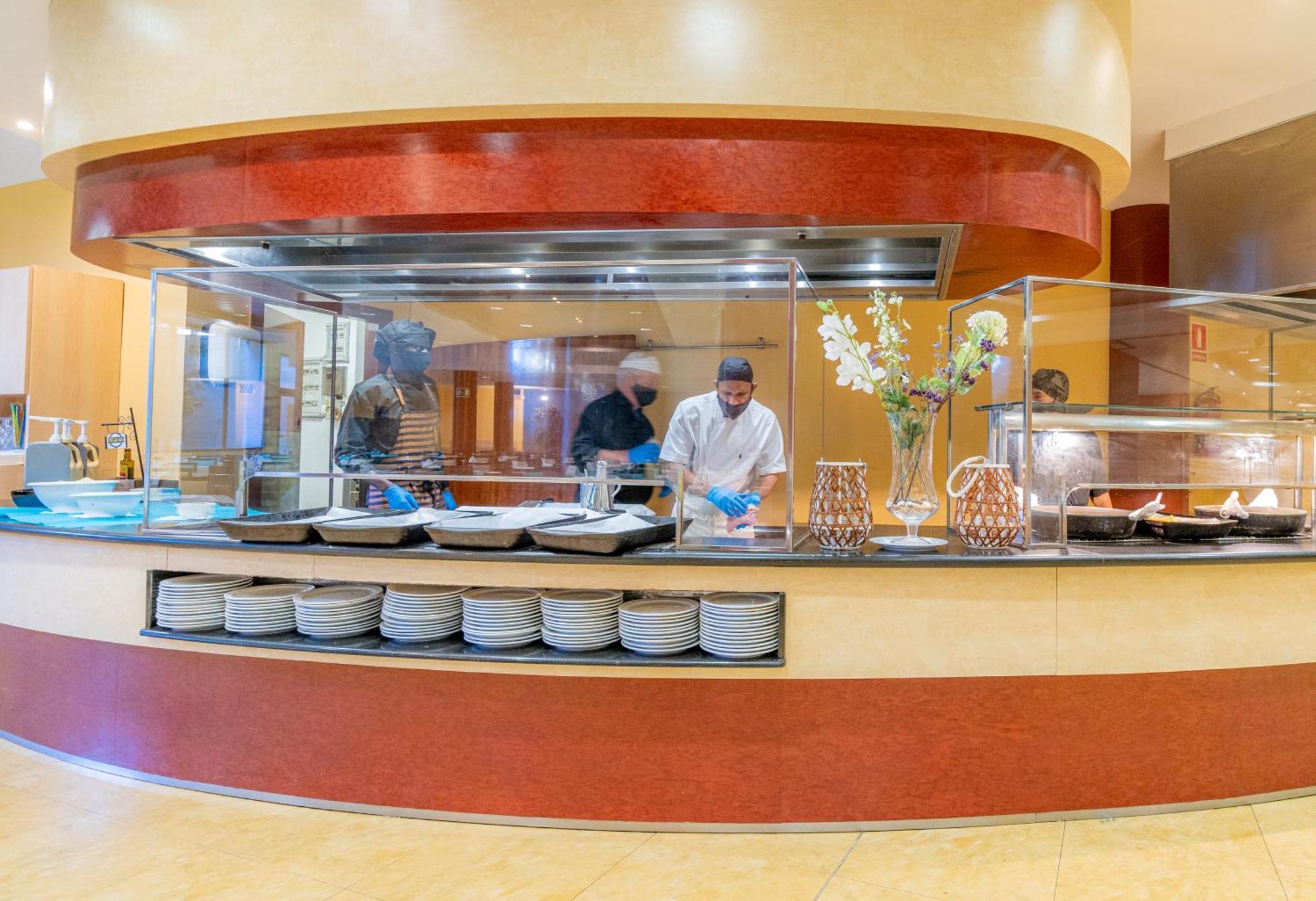 Hotel Blaucel 布拉内斯 外观 照片