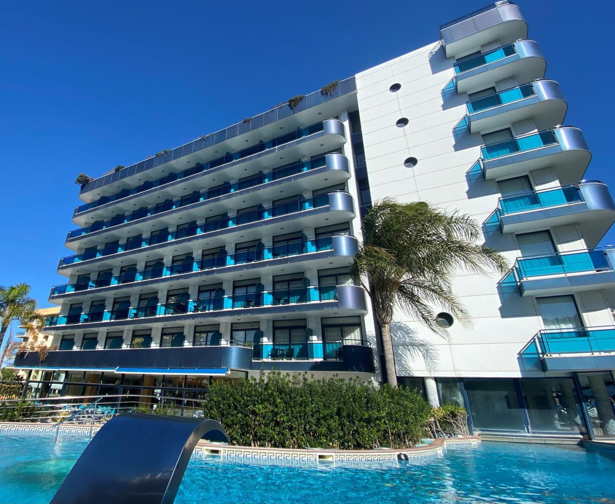 Hotel Blaucel 布拉内斯 外观 照片
