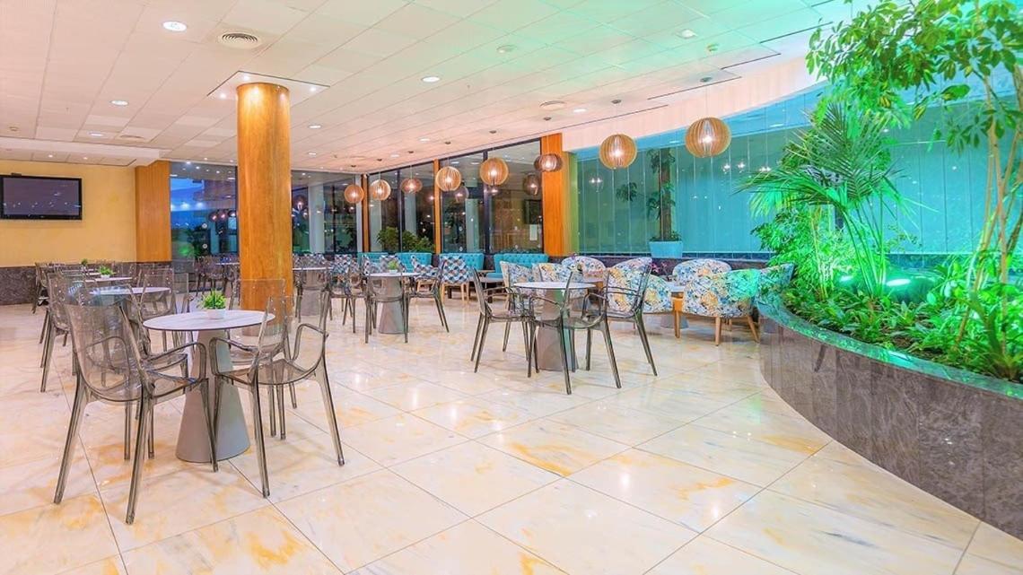 Hotel Blaucel 布拉内斯 外观 照片