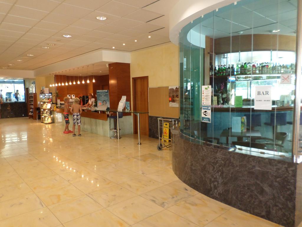 Hotel Blaucel 布拉内斯 外观 照片