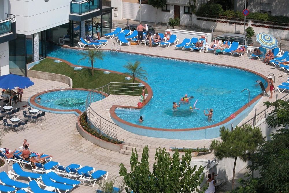Hotel Blaucel 布拉内斯 外观 照片
